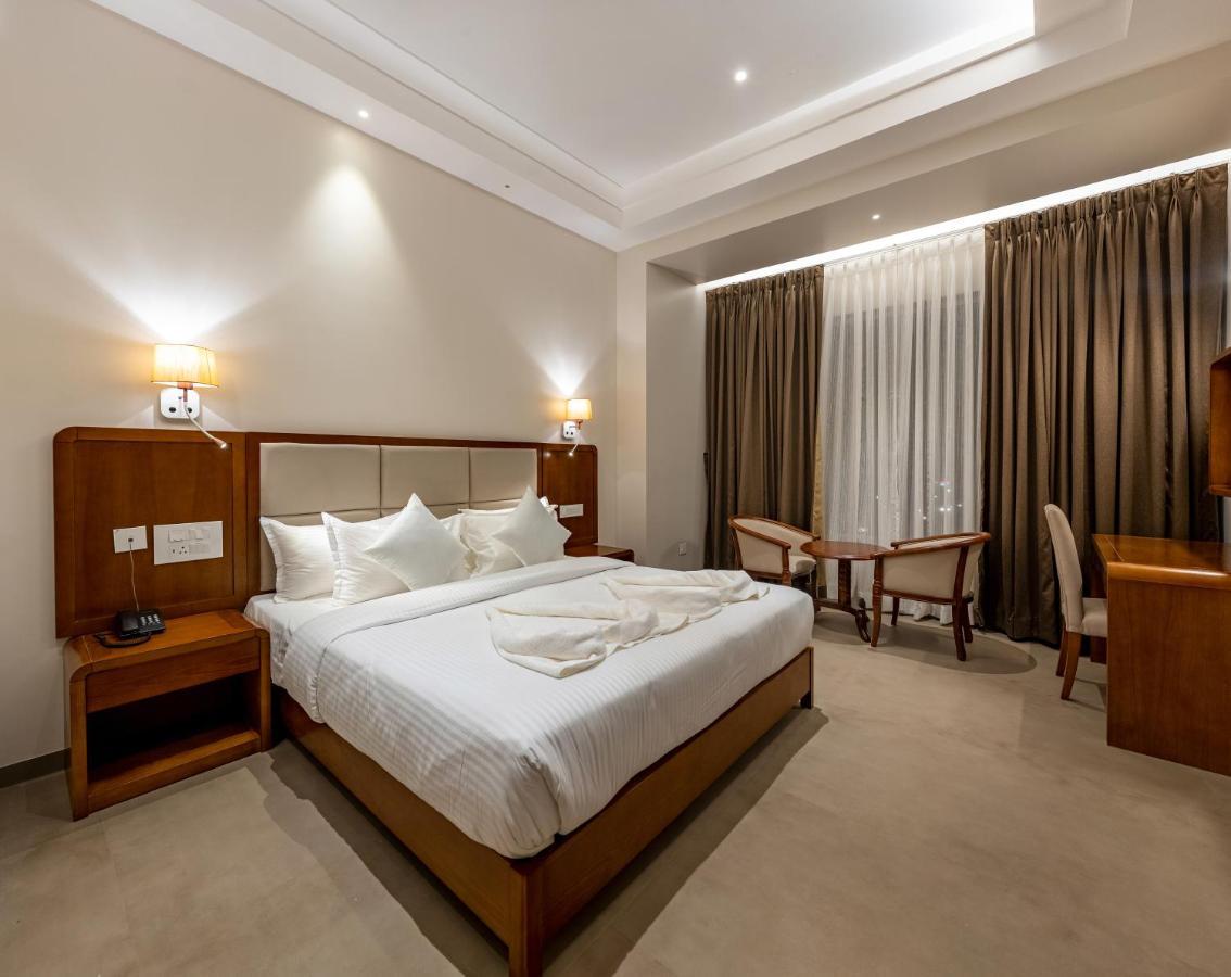 Grand Regal Hotel Chandoli Exterior foto