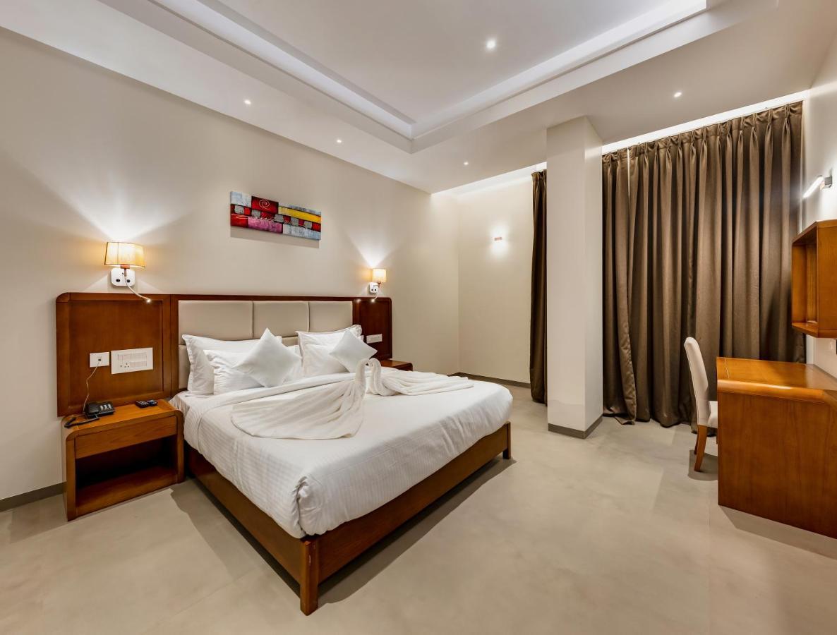 Grand Regal Hotel Chandoli Exterior foto
